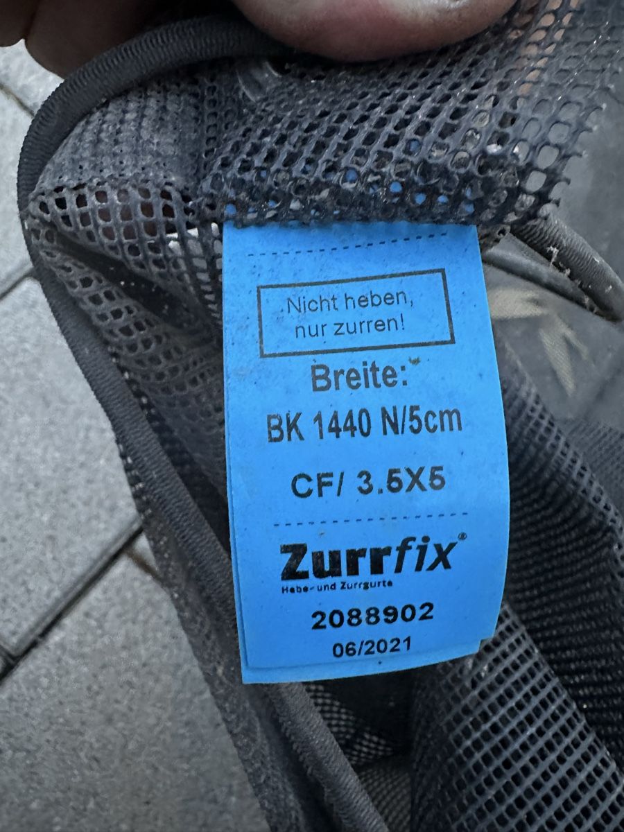 Toutes les pièces détachées: Ladungssicherungsnetz – D'occasion à Gansingen par Freyren 2