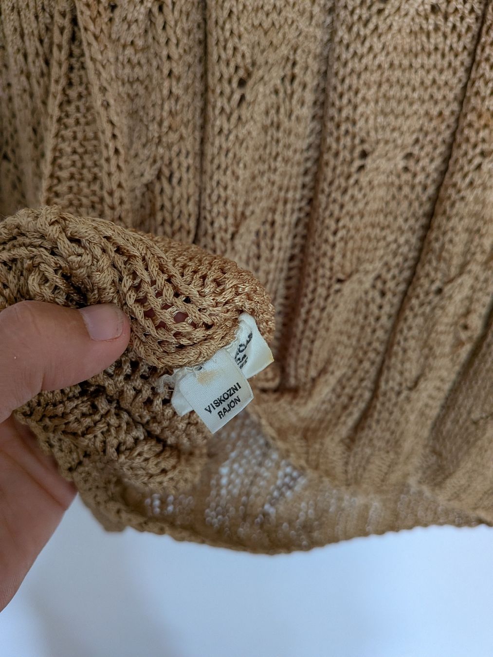 Maglioni & Felpe: Vintage Pullover goldig Gr L – Usato da Basel venduto da JJ.Elena 3