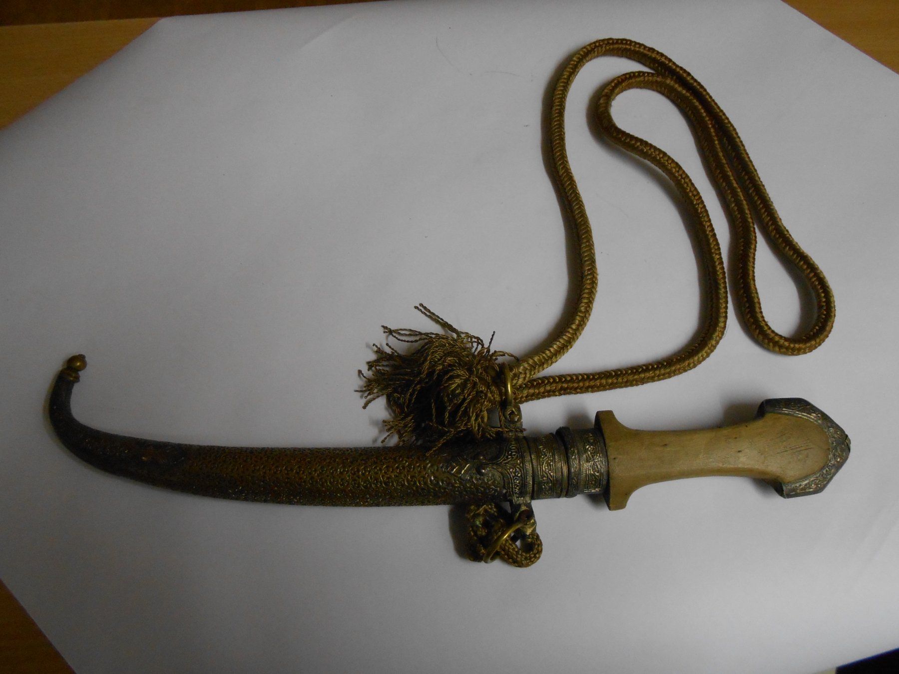 Besteck: Arabischer Krumm-Dolch – Gebraucht aus Gipf-Oberfrick von  1