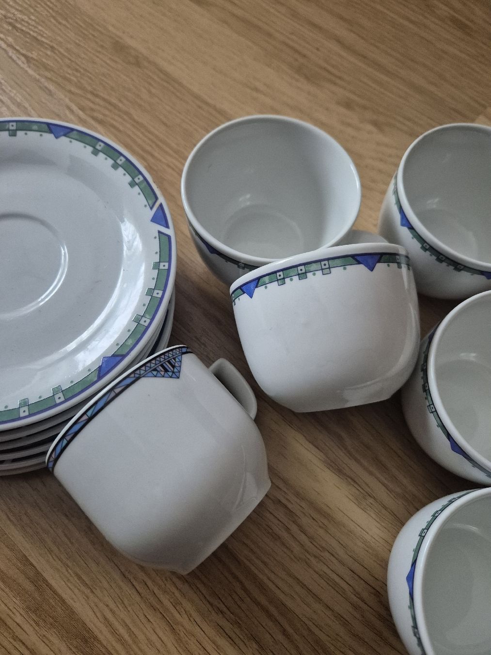 Set di piatti: Kaffeetassen, 6 Stk, mit Unterteller Tasse Teller – Usato da Langenthal venduto da Polarisstern 3