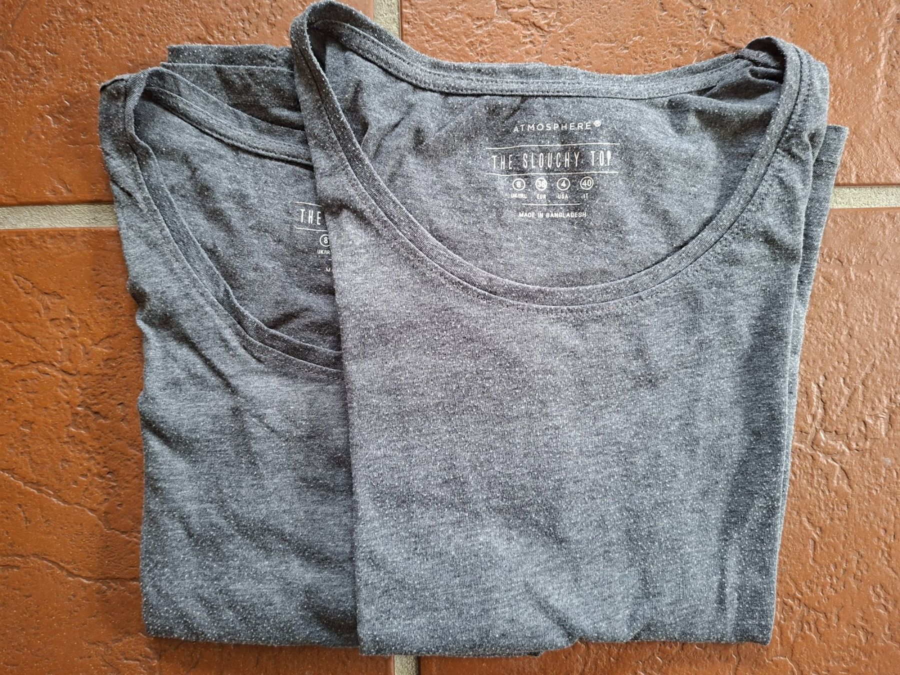 T-shirt: Janina & Atmosphere; 5 Stk. Basic Langarm-Shirt Gr. 36 – Usato da Boniswil venduto da Totomat-Lady 2