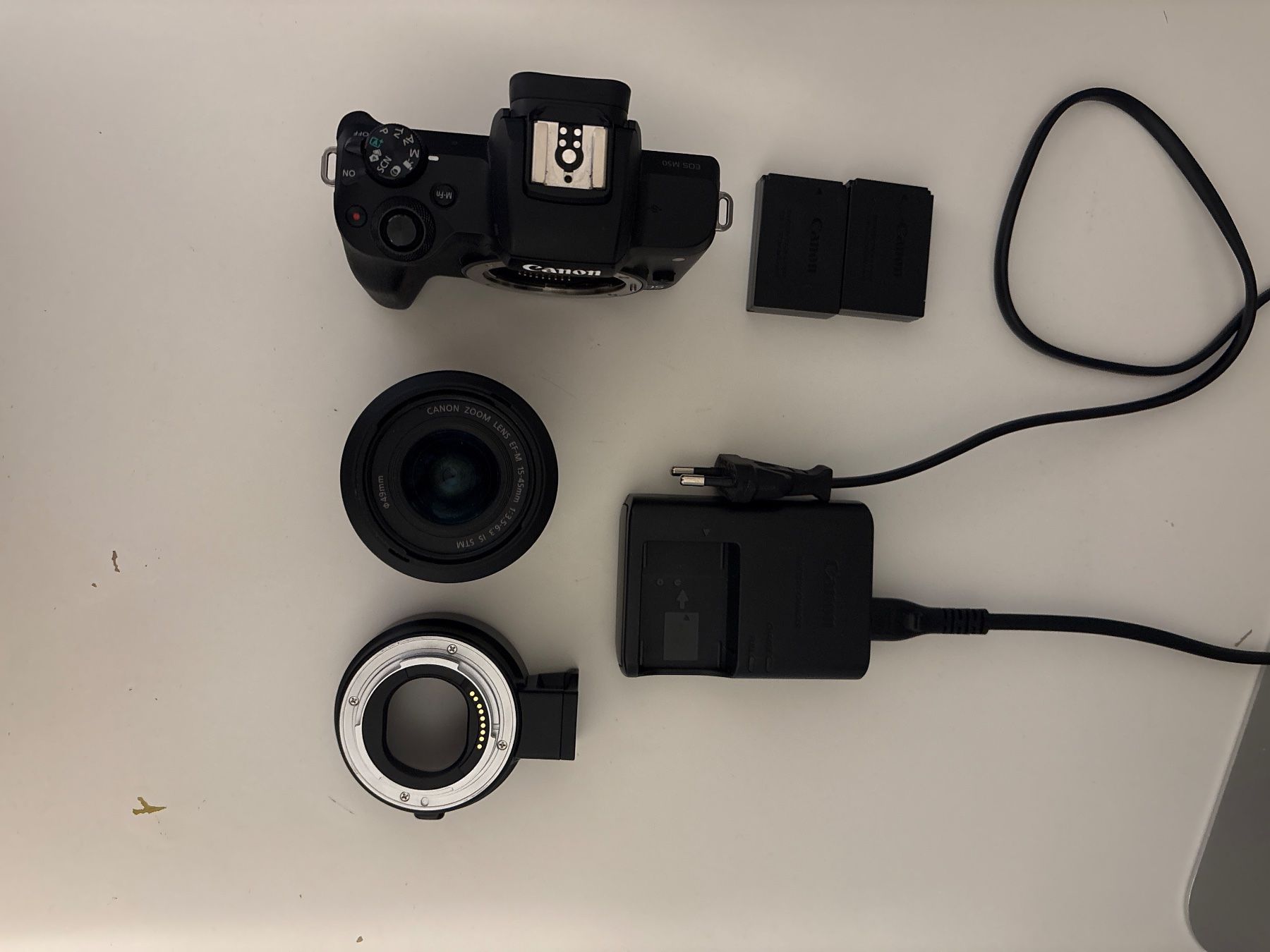 Canon Fotocamera: Digitalkamera Canon EOS M50 mit Objektiv und Adapter – Usato da Frauenfeld venduto da baj_yz5z 2