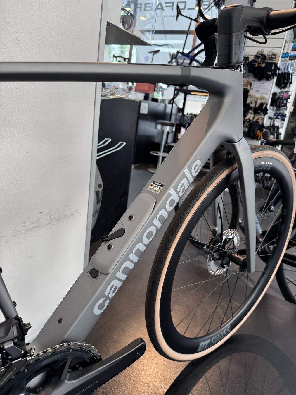 Cannondale Biciclette: Cannondale Synapse Carbon 2, Grösse 54cm – Nuovo e nell'imballaggio originale da Zürich venduto da Velofabrik01 2