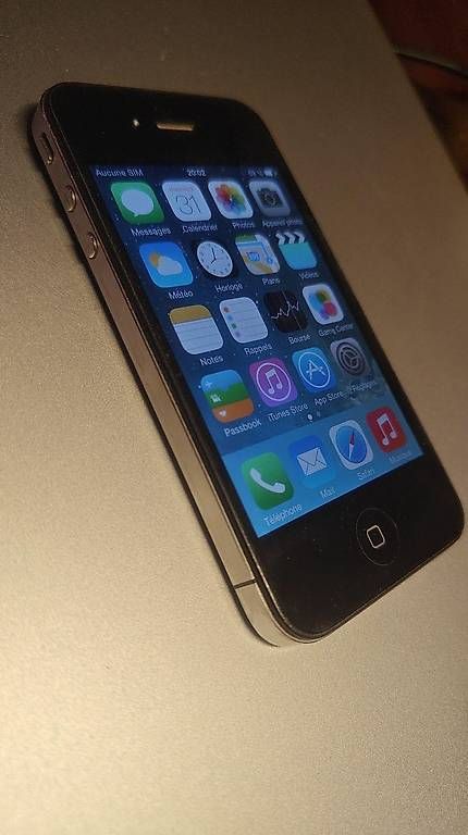 Telefoni cellulari / Smartphones: iPhone 4 - 32GB - Bon état – Usato da Rue venduto da meu_8jbc 2