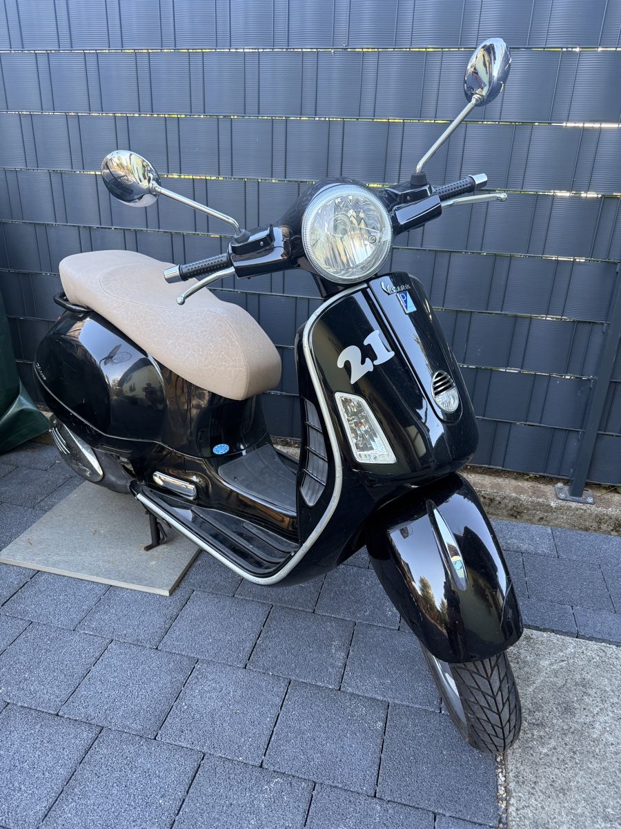 Vespa Scooter: Vespa GTS 125 – Usato da Fulenbach venduto da dt_21 1