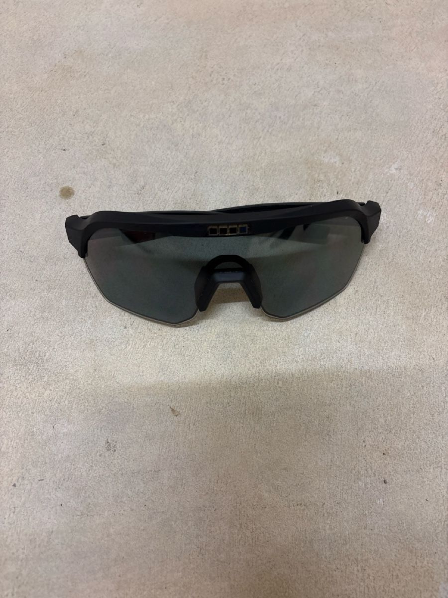 Lunettes & Verres: React Optray Onyx Sportbrille – Neuf (Voir description) à Bettwiesen par ras_9rk9 1