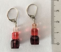 Boucles oreilles Ag & Swa. burgundy cube / Ohrstecker Silber
