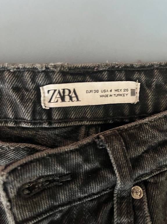 Jeans: Jeanshosen Grau-Schwarz – Usato da Dübendorf venduto da jjs_t925 4
