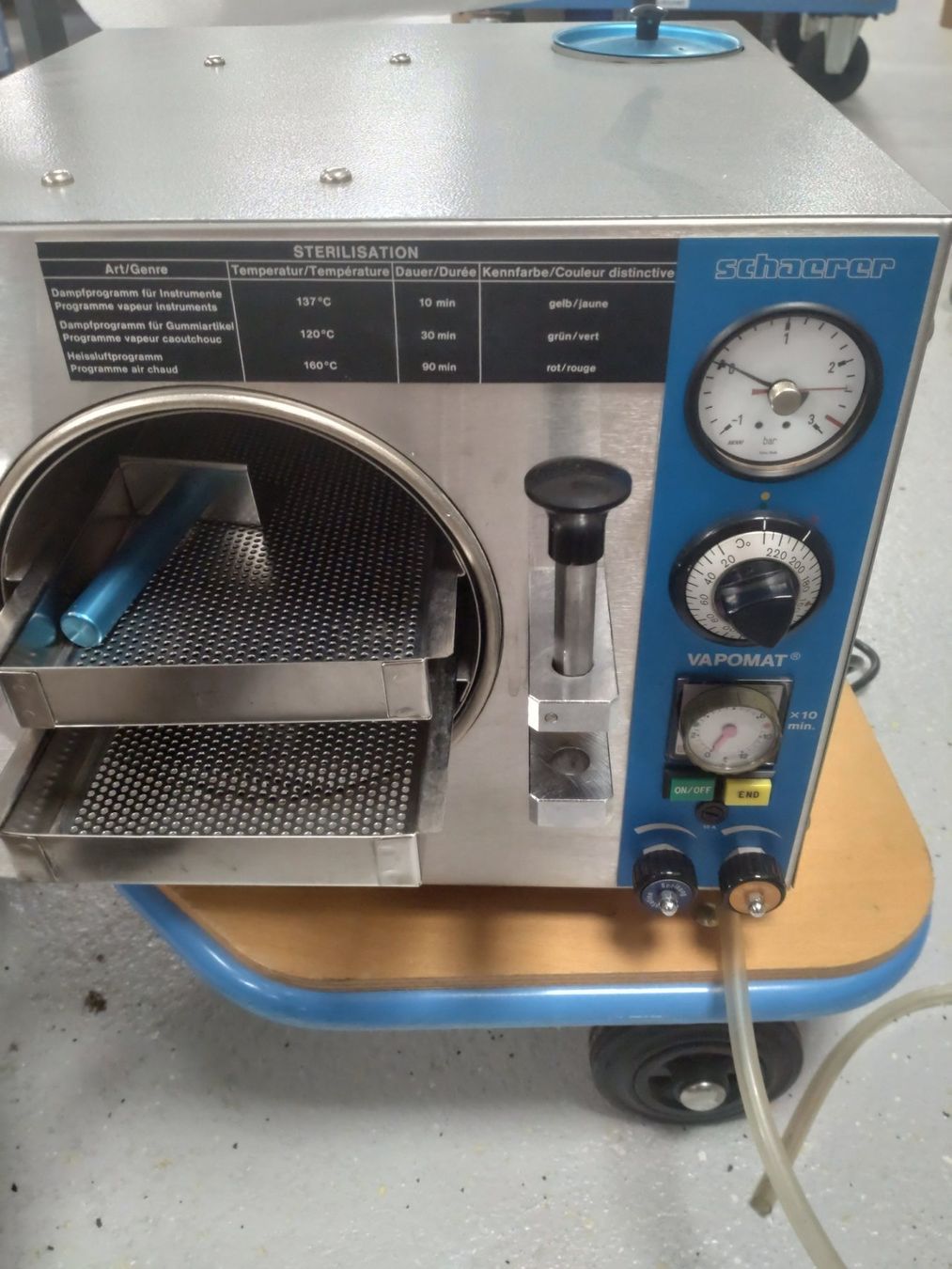 Pasti del neonato: Autoklave / Sterilisation Vapomat 201 – Usato da Seedorf UR venduto da Skywalker89 1