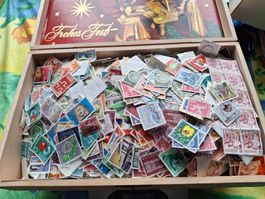 timbre 1,1 Kg. de timbres décollés grand choix