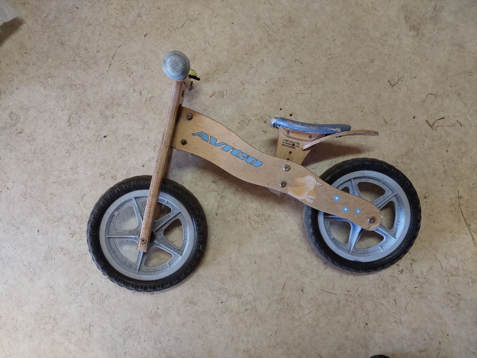 Veicoli per bambini: Laufrad aus Holz – Usato da Eschenbach SG venduto da Tiffitabea