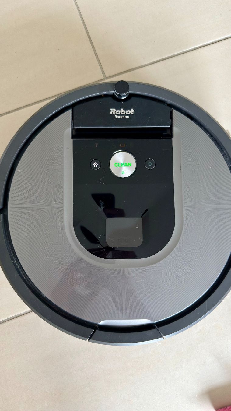 Irobot Aspirapolveri & Accessori: iRobot Roomba 960 + Ersatzfilter + Virtual Wall Barrier • Ge – Usato da Mönchaltorf venduto da Chaviolas01 1