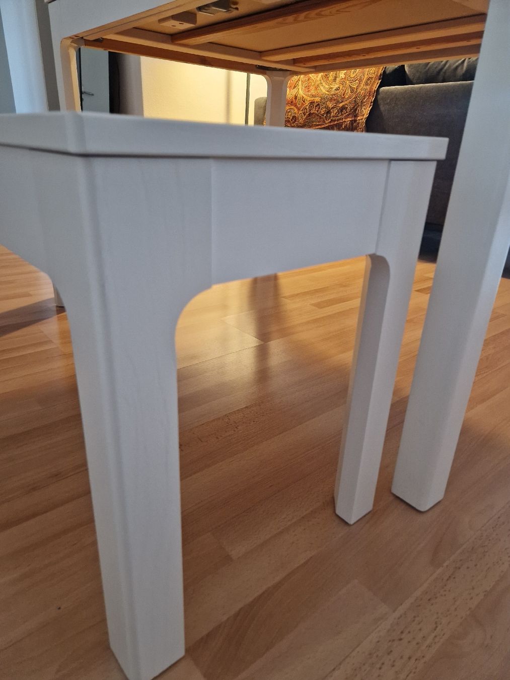 Tavoli: Wooden table with bench - extending – Usato da Zug venduto da Bibibo 3