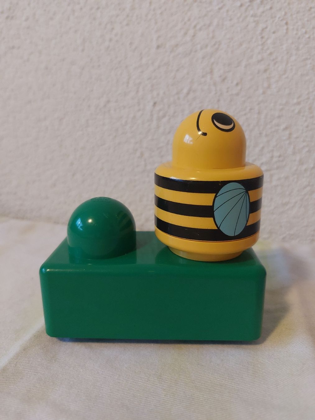Lego Spielzeuge: LEGO Duplo Primo Rassel-Biene – Gebraucht aus Balterswil von Steineparadies 1