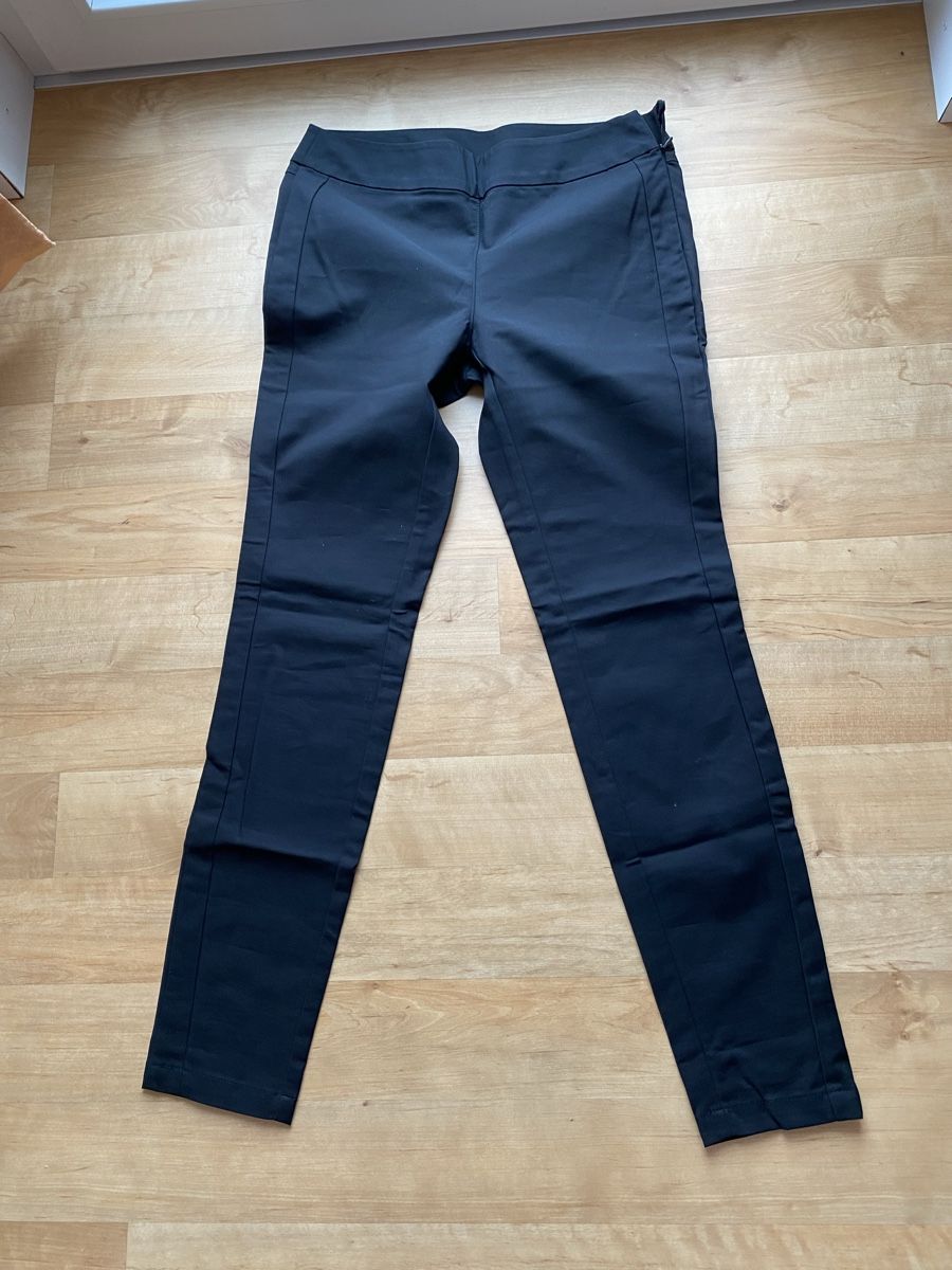 Pantaloni: 8 Damenhosen – Usato da Ziefen venduto da IResi65 7