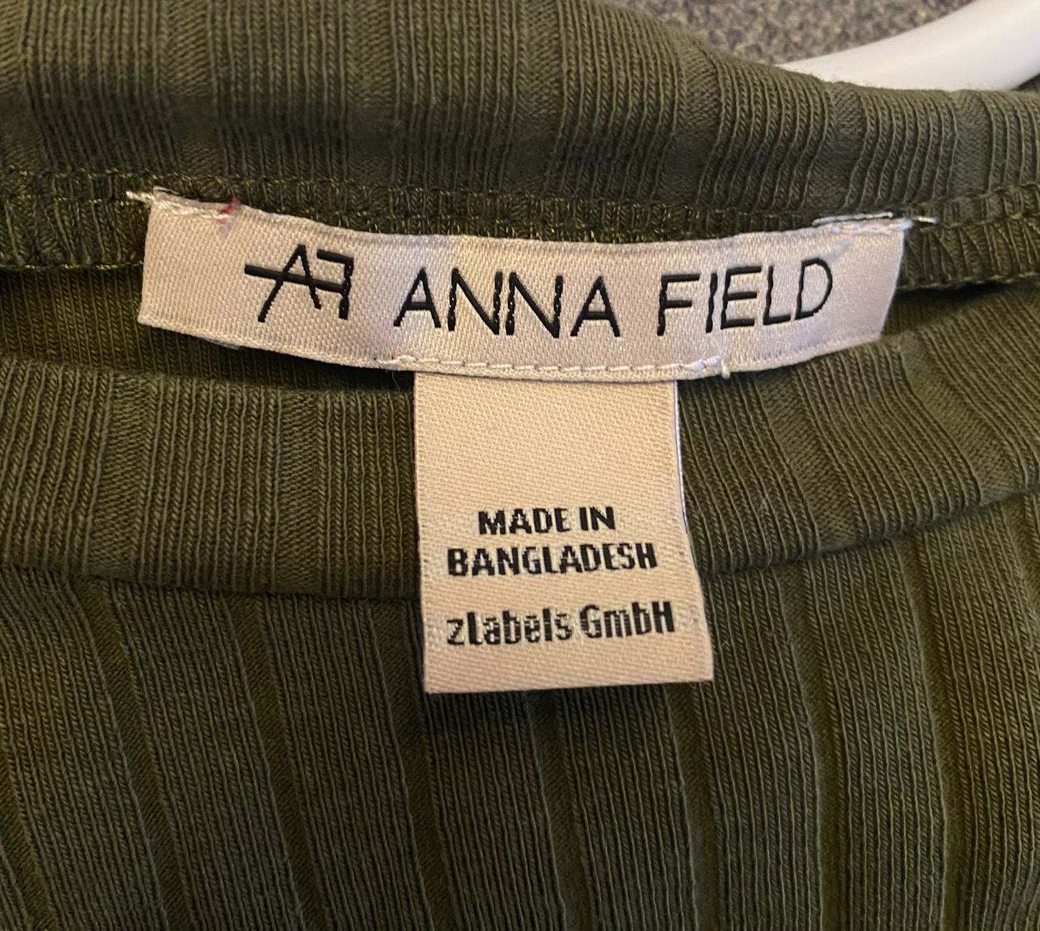 Anna Field T-Shirts: T-Shirt – Gebraucht aus Münchenbuchsee von Yothu 1