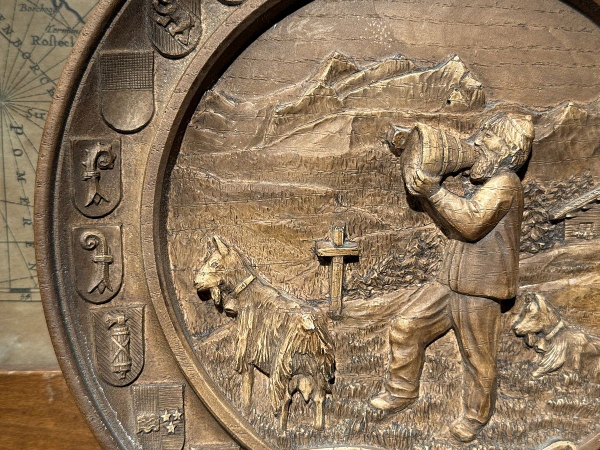 Sculture & Statue: Schweizer Schnitzerei mit Wappen, handgemacht  – Usato da schaffhausen venduto da VintAntik_1980 4