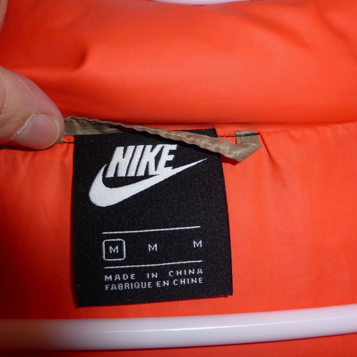 Mäntel: Daunenmantel NIKE, Gr. M – Gebraucht aus St.Gallen von regenbogen5 1