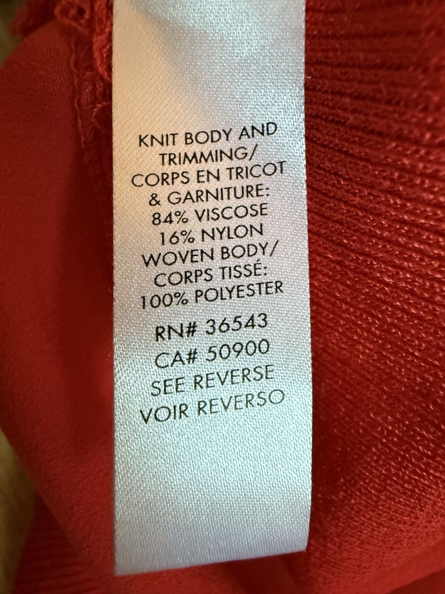 Calvin Klein Maglioni & Felpe: Pull rouge léger Calvin Klein, t.34/XS – Usato da Tavannes venduto da Thriftshop 7