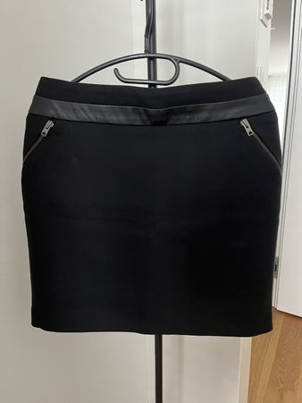 NAF NAF Rock Jupe Gr.38 schwarz mit Leder Applikationen, NEU