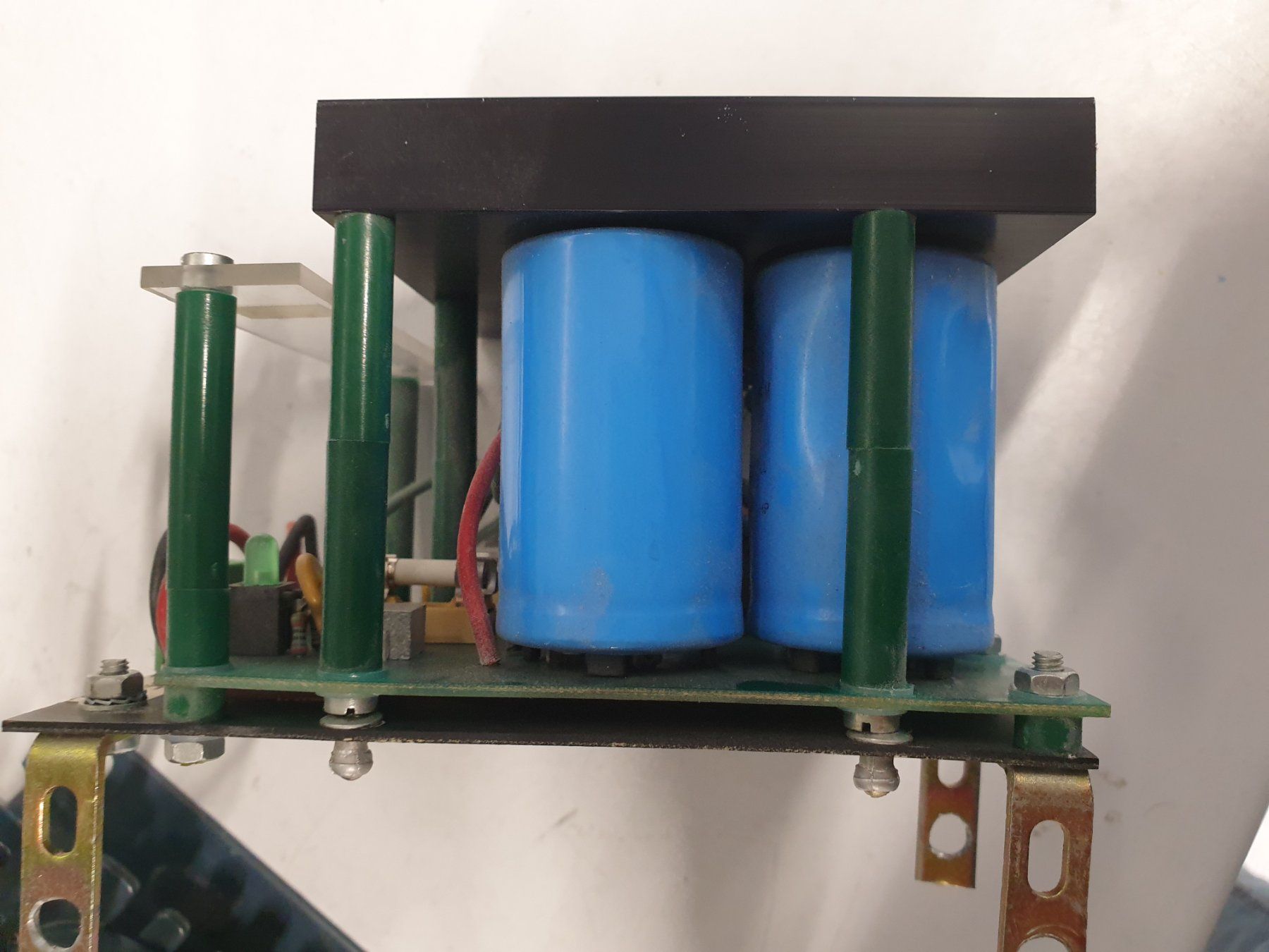 Componenti elettronici: Transformator 500VA mit Gleichrichter Modul – Usato da Horw venduto da Arta20000 7