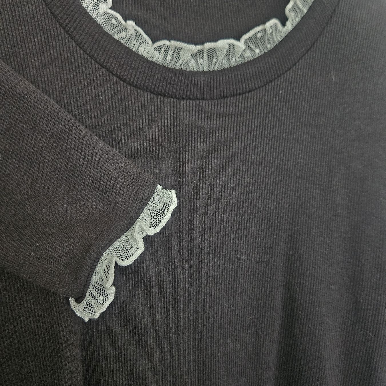 Pullover & Sweatshirts: Pullover – Gebraucht aus Bern von naaa000xci 1
