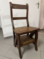 Klappbarer Stuhl mit Trittleiter Holz dunkel gebraucht