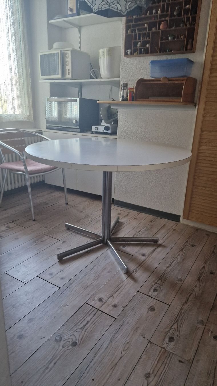 Tavoli: Esstisch rund weiss – Usato da Regensdorf venduto da ine_5yys 1