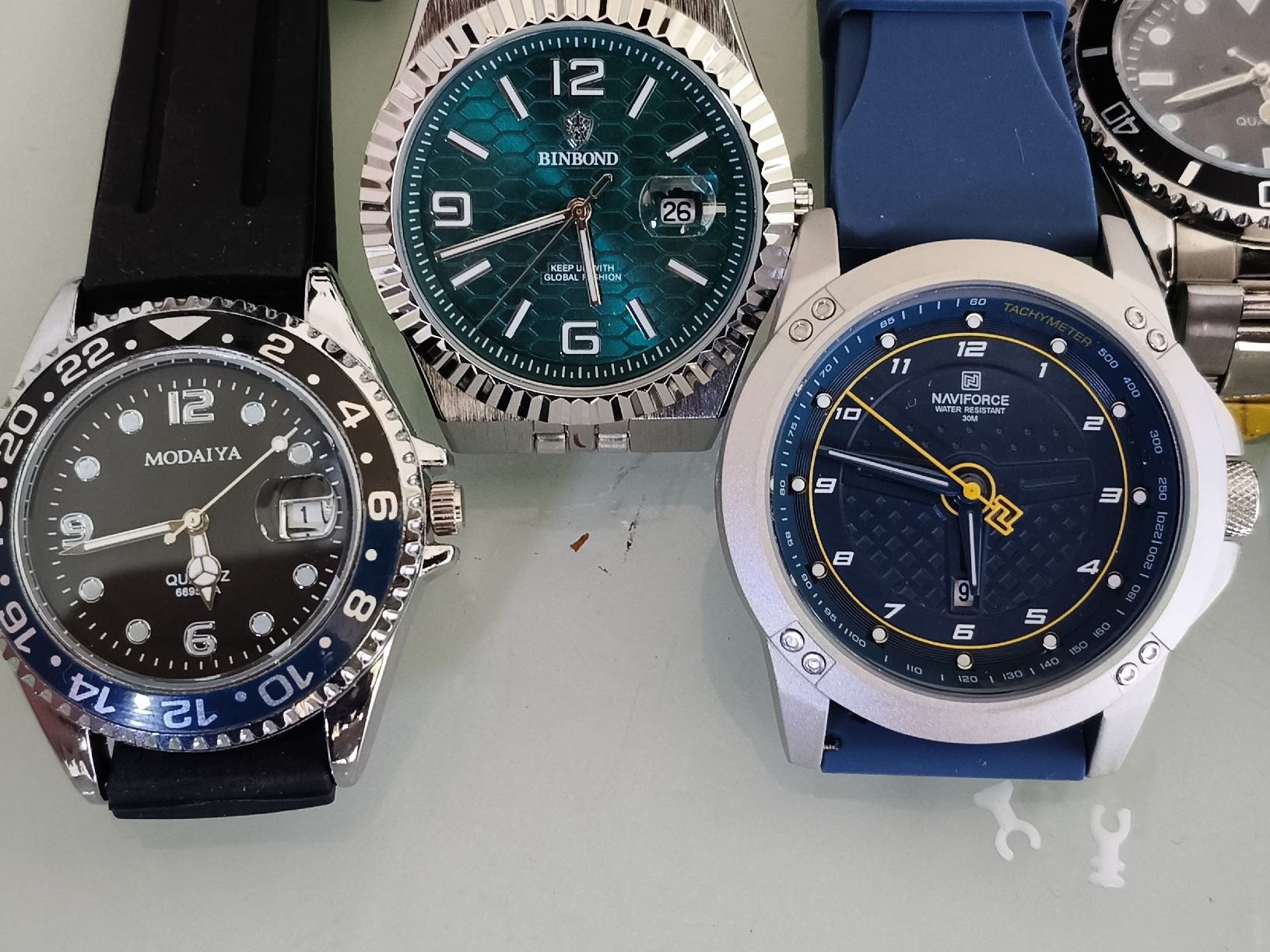 Orologi: 9Uhren,8×Quarz,1×automatic – Nuovo e nell'imballaggio originale da Glattbrugg venduto da Vintagetime-Ch 1