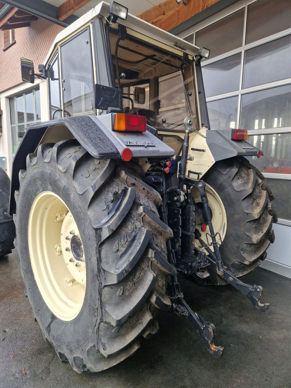 Lamborghini Tracteurs: Lamborghini 1706 – D'occasion à Lütisburg-Station par Egli-Landmaschinen 1