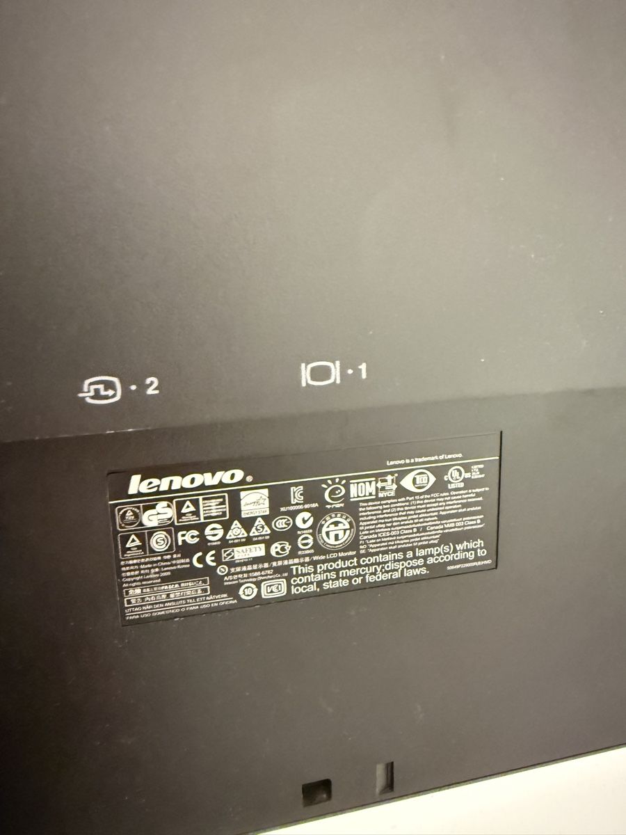 Lenovo Monitor: Bildschirm Lenovo – Usato da Uster venduto da dia_9hl9 3