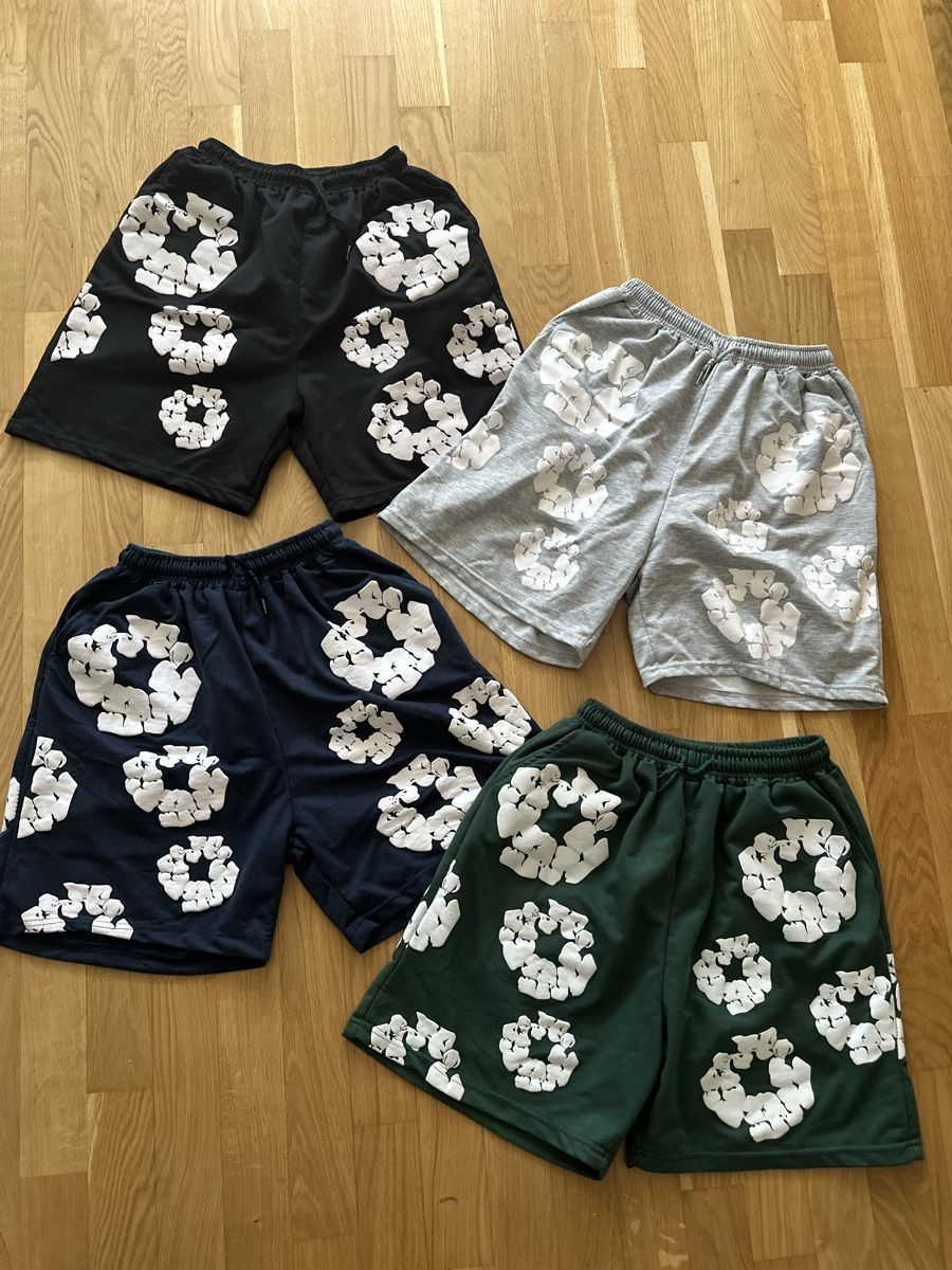 Pantalons: Kurze Hose Grösse L – D'occasion à Erlinsbach SO par dikaan