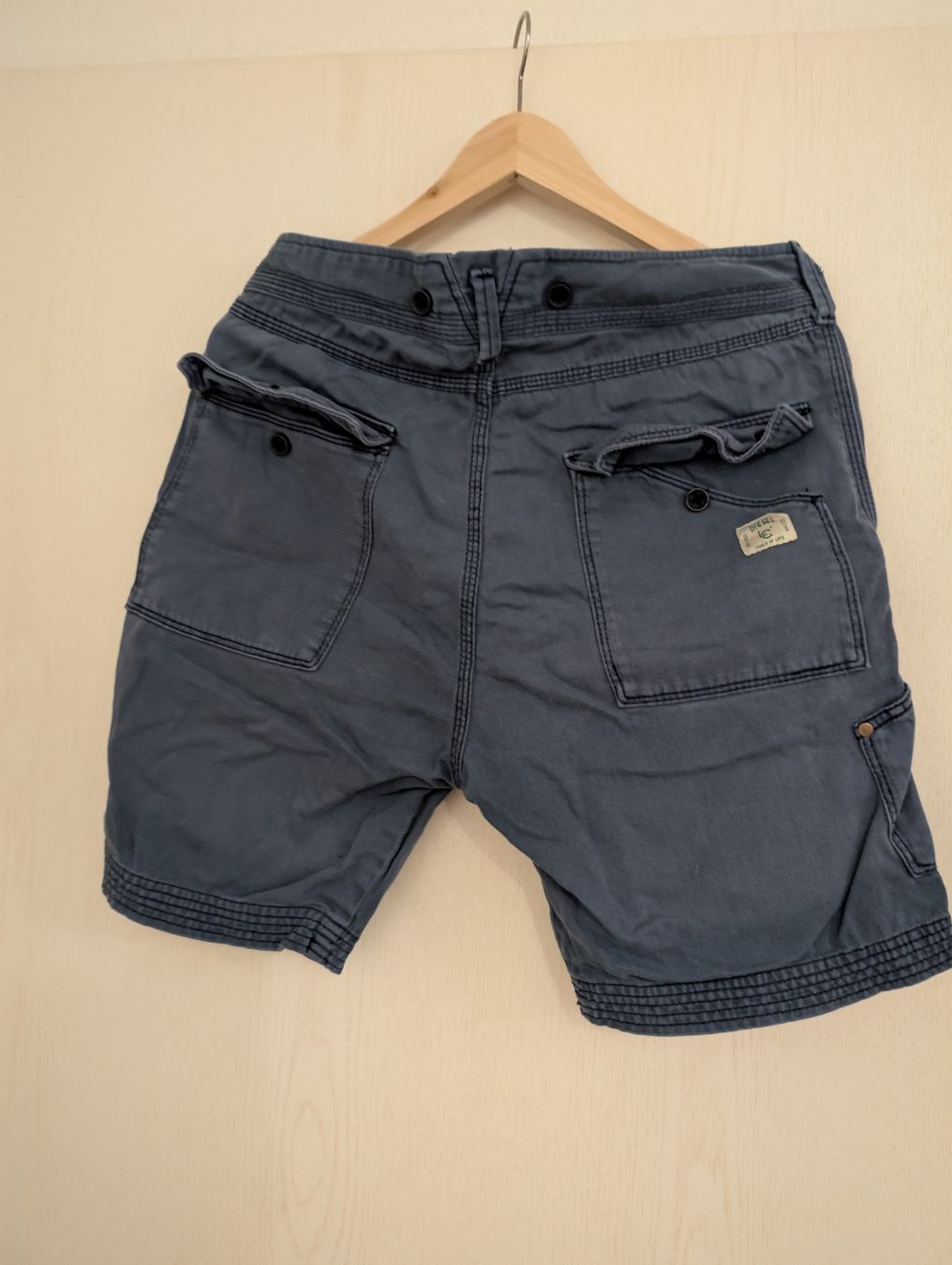Diesel Pantaloni: kurze Hose für Herren – Usato da Buchs ZH venduto da nudle10 1