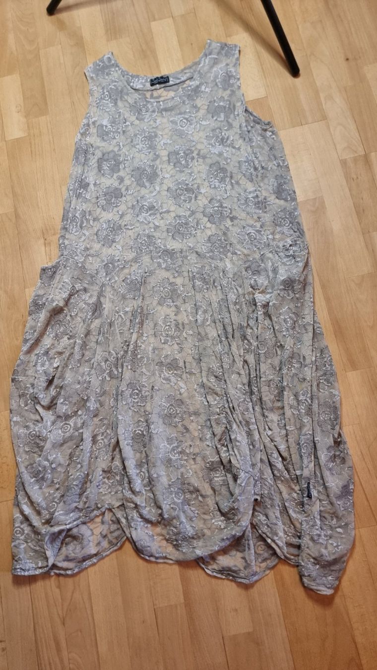 Robes: 🌺Kleid Größe 2XL🌺 – D'occasion à Wald ZH par CapLux 3