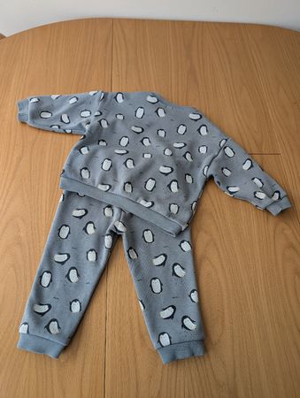Kiabi Baby Set Trainer, ab Gr. 80, Pinguin Motiv
