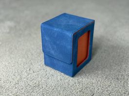 Kartenbox / Deckbox für Sammelkarten  Magnetverschluss Blau
