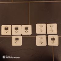 8 Stk. Steckdosen Abdeckung Rahmen weiss, Top Zustand!