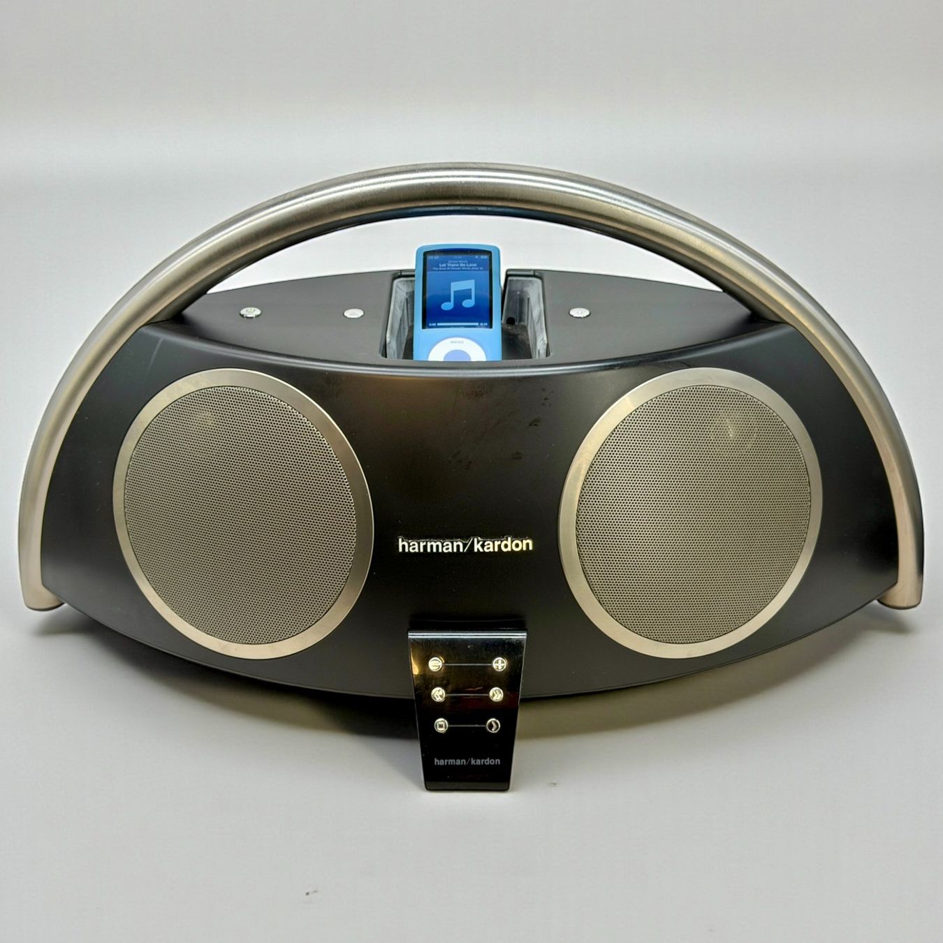 Harman-Kardon Casse acustiche: Harman Kardon Go + Play II + iPod Nano A1320 + télécommande – Usato da Morges venduto da MeeBee