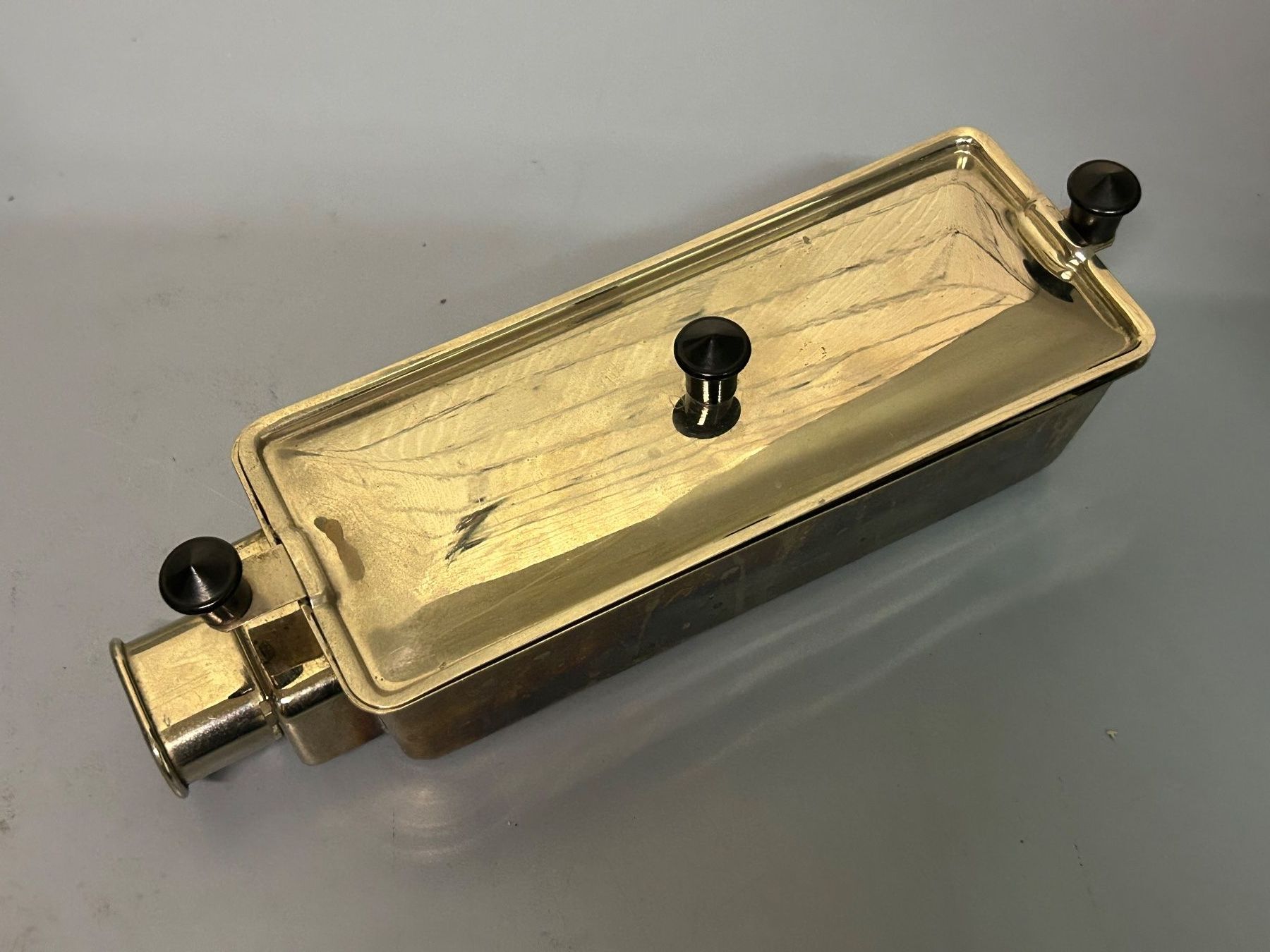 Pasti del neonato: Antiker Sterilisationskocher elektrisch – Usato da Etzelkofen venduto da Botti50