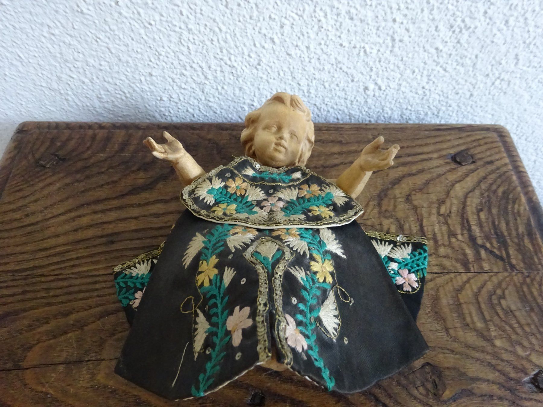 Statuette: Jesuskind mit antiker Veste / Krippe – Usato da Esslingen venduto da eintagammeer 5