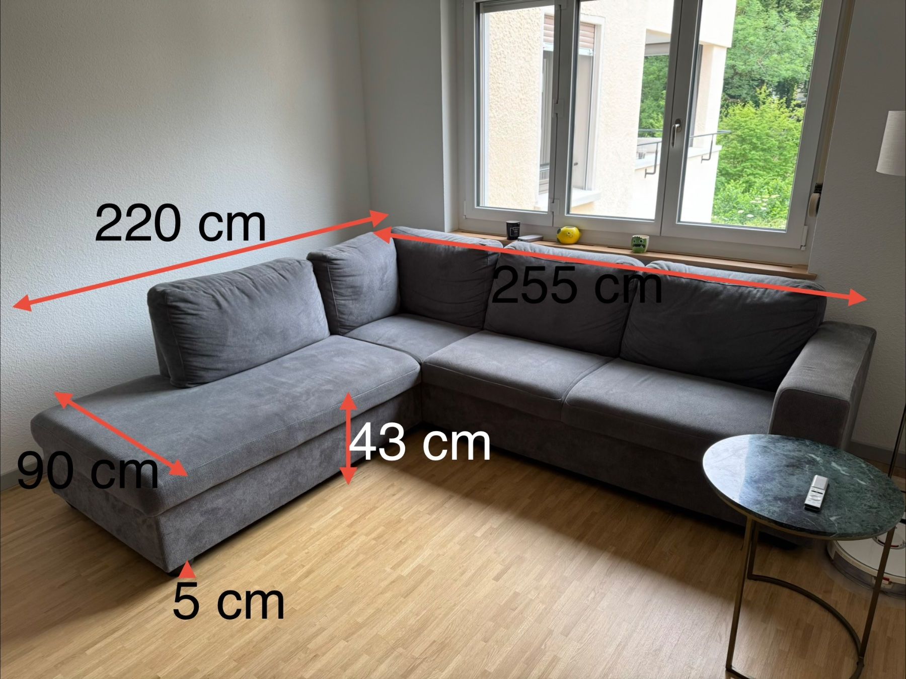 Divani: Ecksofa grau, guter Zustand – Usato da Bern venduto da her_z57y 1
