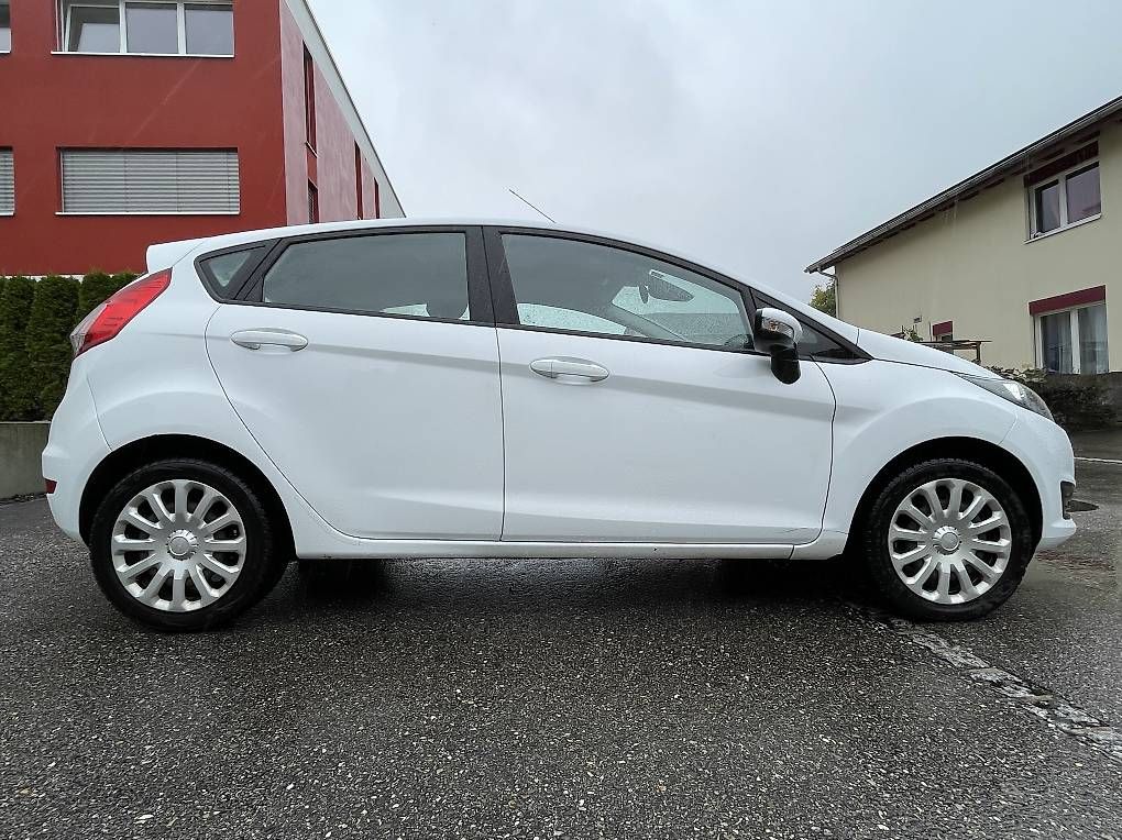 Ford Automobili: Ford Fiesta – Usato da Courtelary venduto da vic_z6nr 2