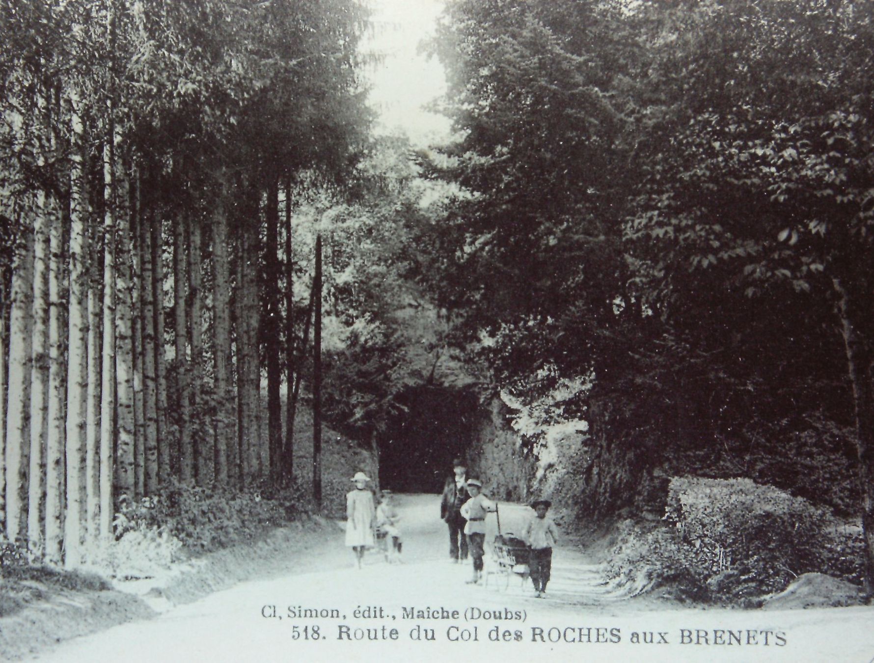 Cartoline postali: Tunnel des Brenets – Usato da Le Locle venduto da Roger46
