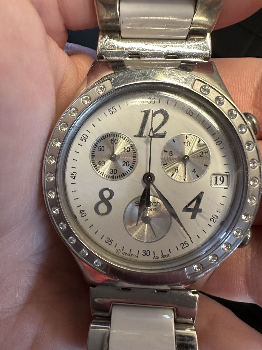 Swatch Uhren: Swatch chrono blanche – Gebraucht aus Servion von josephine22 1