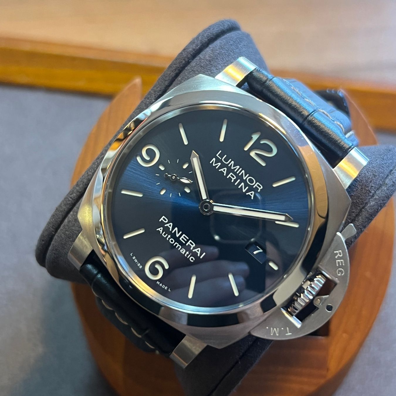 Panerai Uhren: Panerai Luminor Marina Blue Dial PAM01313 – Gebraucht aus Carouge GE von Watchaser 8