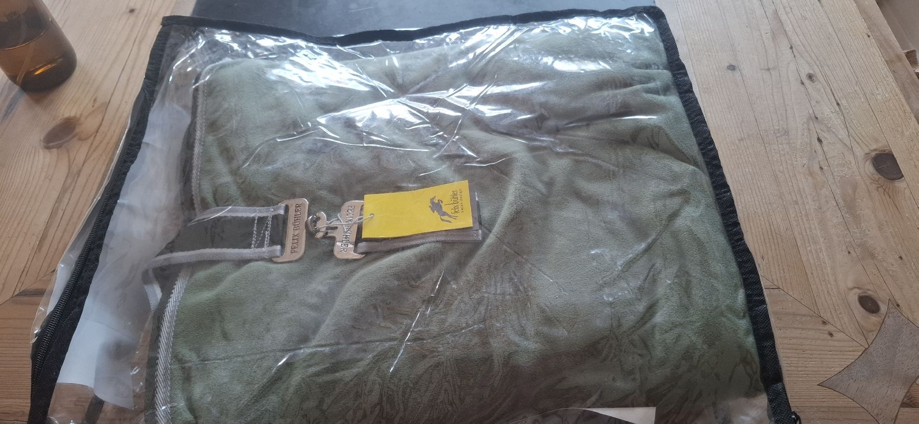 Coperte: Flecce-Abschwitzdecke – Nuovo e nell'imballaggio originale da Hombrechtikon venduto da Logato 1
