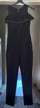 Combinaison en viscose noire avec dentelle taille 38 neuf 