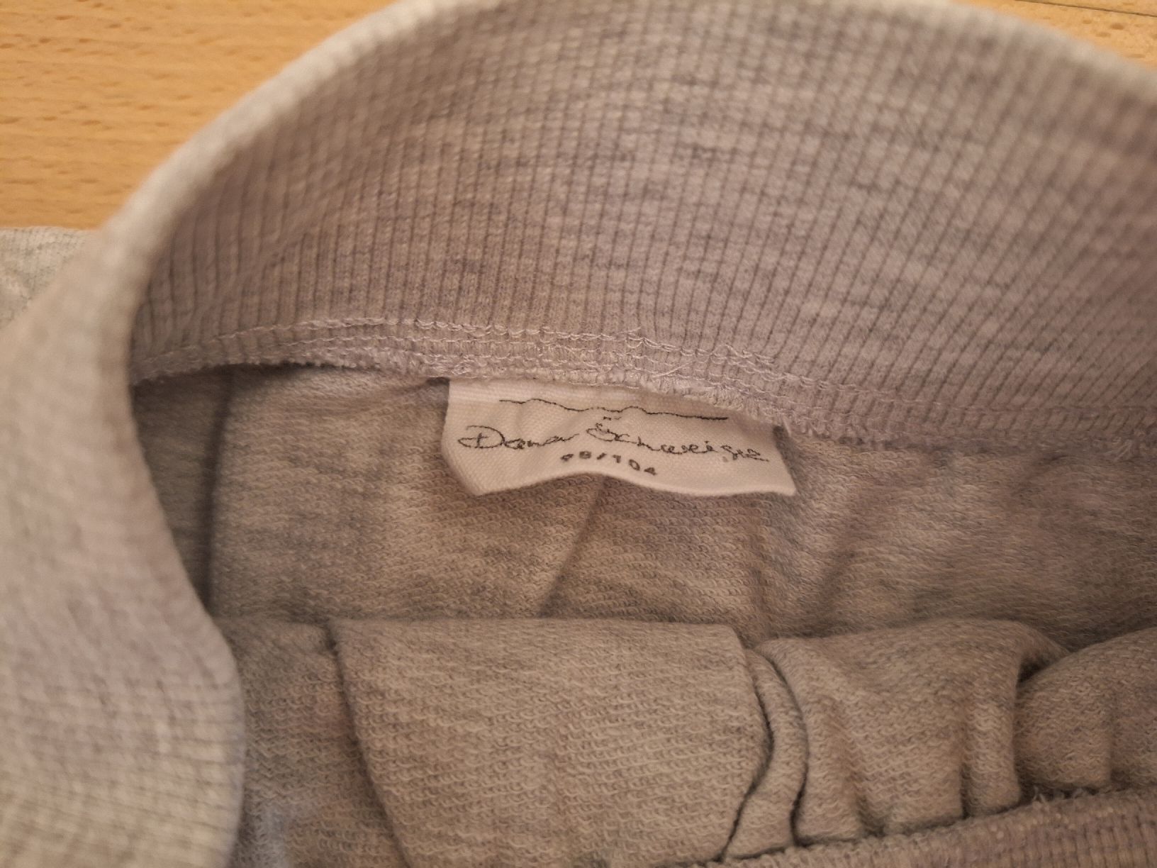Vestiti & Gonne: Jupe in Gr. 98/104 – Usato da Horgen venduto da snickers58 2