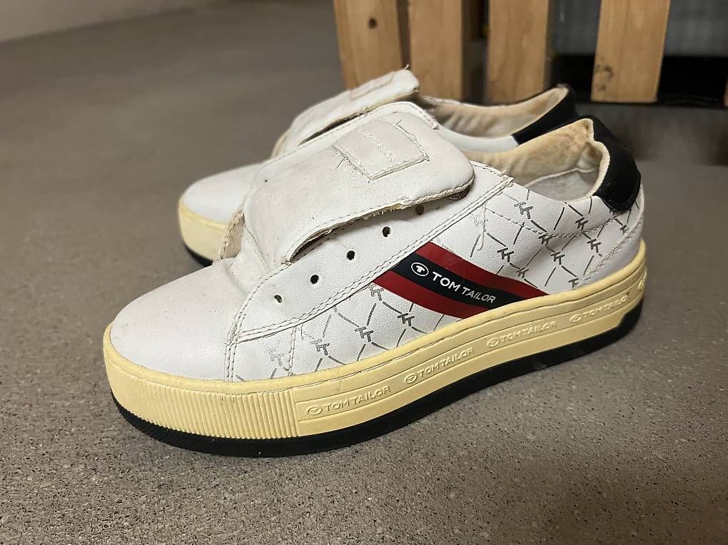 Scarpe da donna: Damen-Sneaker Tom Tailor,37 – Usato da Flawil venduto da SG8888