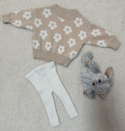 Beige/Weisses Outfit Gr. 56-68  von Indigo Dreams